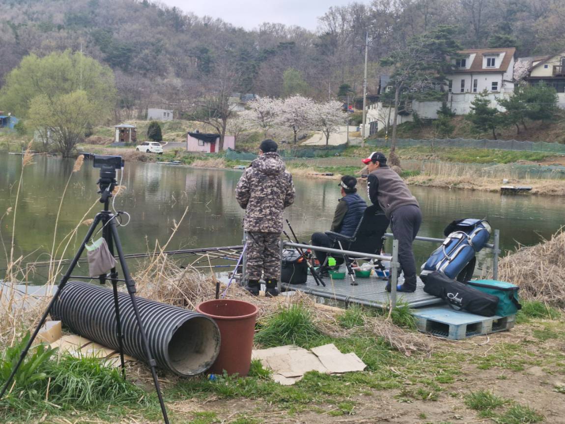 오류내낚시터 유료낚시터 > 조 황 소 식 : 낚시사랑