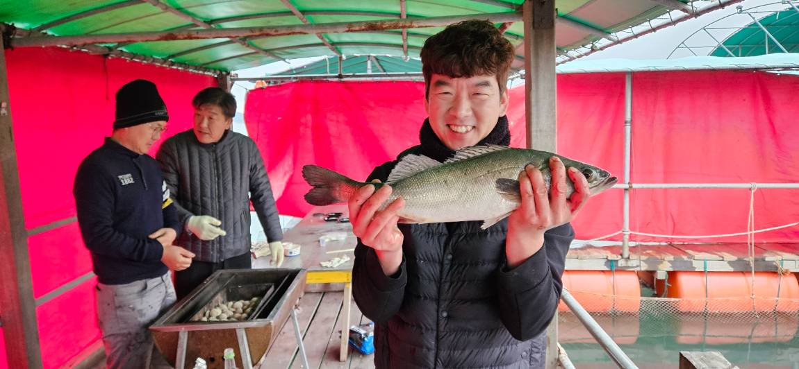 미리내좌대 바다낚시조황 > 당진도비도 11월27,29일조황입니다 : 낚시사랑  미리내좌대 바다낚시조황 > 당진도비도  11월27,29일조황입니다... 